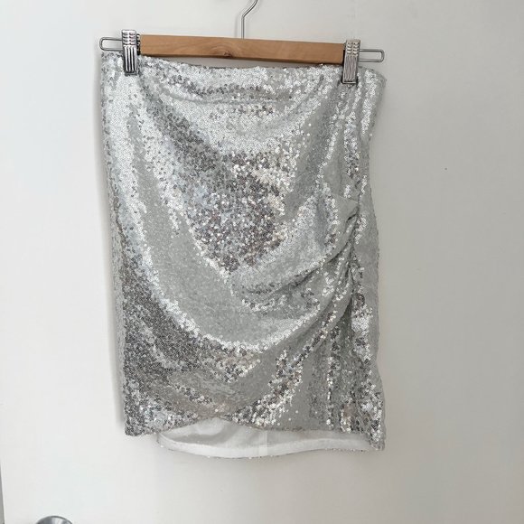 Ruched Tulip Hem Sequin Mini Skirt Silver Size Medium - Picture 5 of 11